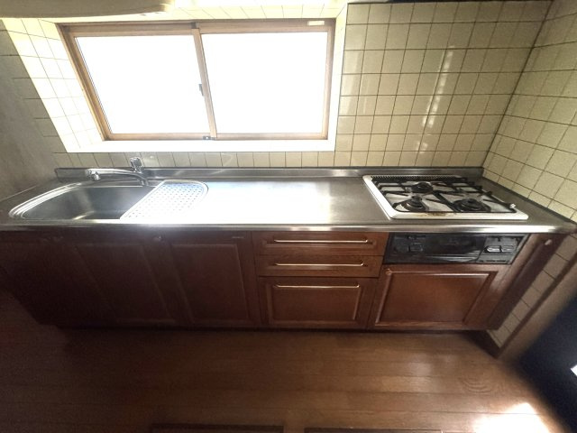 東区石山3丁目　中古戸建のキッチン
