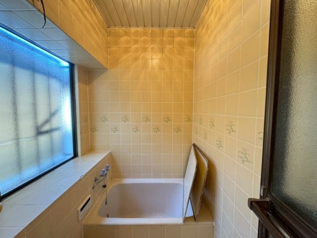青梅市新町４丁目　中古戸建の浴室