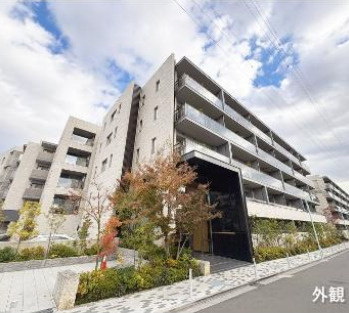 プラウド都立大学の外観