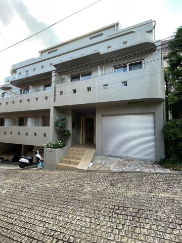 目白台ヒルズの外観