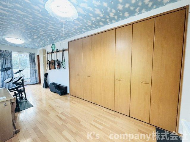 ◎茅ヶ崎市芹沢　中古戸建◎の洋室|大容量のクローゼット完備◇◇