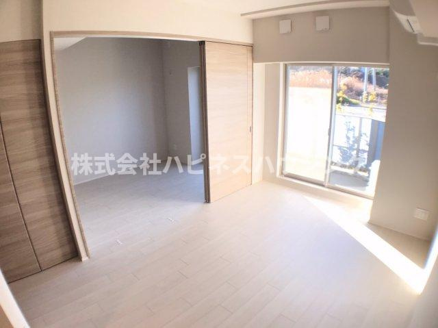 ART RESIDENCE IN KASHIWA-no-HA～アートレジデンスインカシワノハ～の居間・リビング