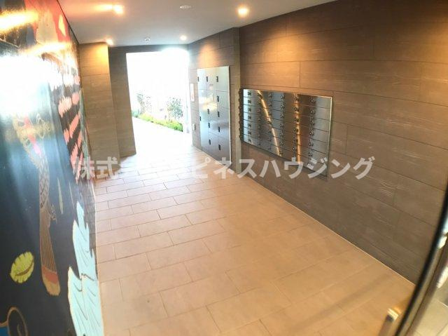 ART RESIDENCE IN KASHIWA-no-HA～アートレジデンスインカシワノハ～のロビー
