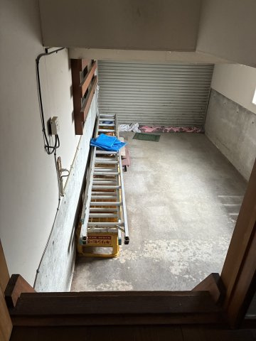 米沢市下花沢３丁目　二階建て中古住宅のその他|インナーガレージ