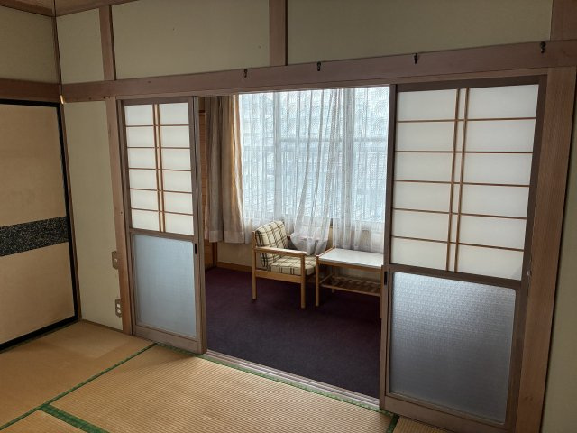米沢市下花沢３丁目　二階建て中古住宅の和室|２階