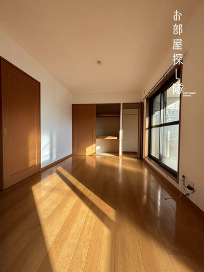 グローイングコートの内装