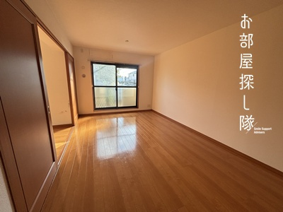 グローイングコートの内装