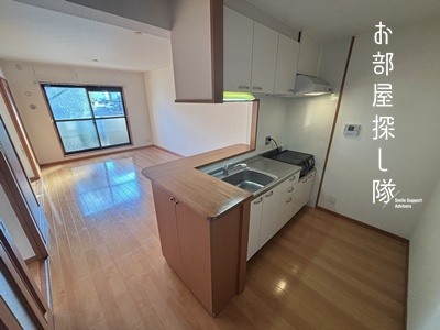 グローイングコートの居間・リビング