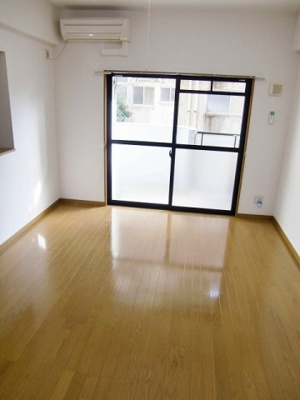 【居間・リビング】 | リバーサイド中島