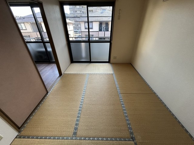 ハイカムール高須C棟の和室|趣のある和室です