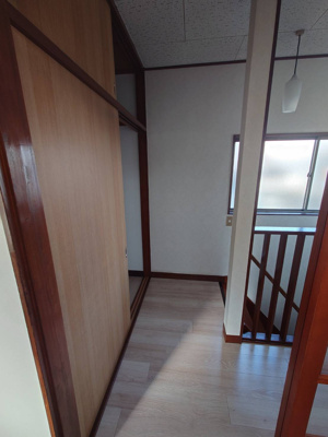 【内装】 | 寿ガーデンプレイス | ２階階段室
