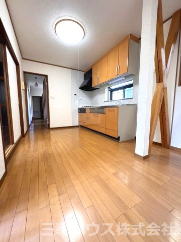 西東京市保谷町３丁目の一戸建ての居間・リビング