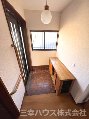 西東京市保谷町３丁目の一戸建ての玄関