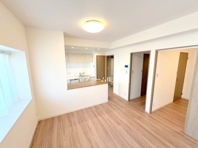 ライオンズステージ東陽町　角　部屋　空室