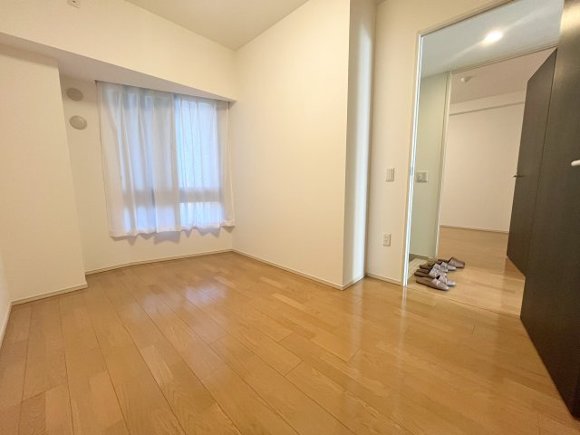 オハナ新所沢の洋室|明るい洋室です