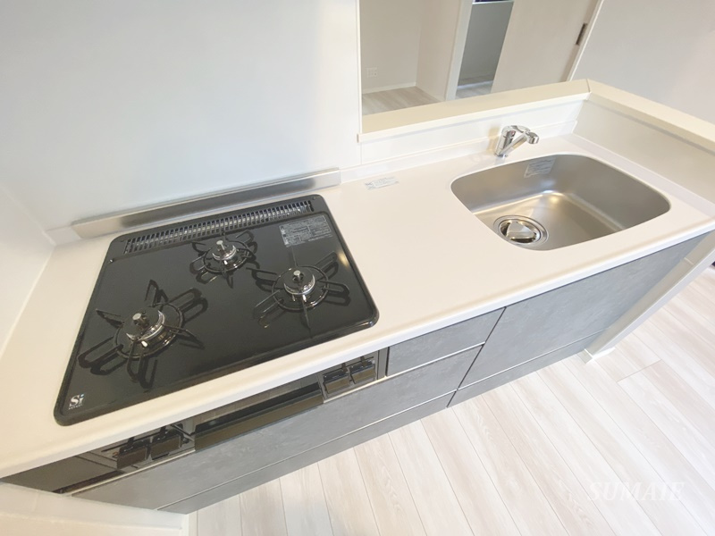 アヴニール大宮のキッチン|3口コンロ設置☆