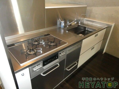 【キッチン】 | ビスコンティカクオウザン  | 毎日のお料理が楽しくなるシステムキッチン完備