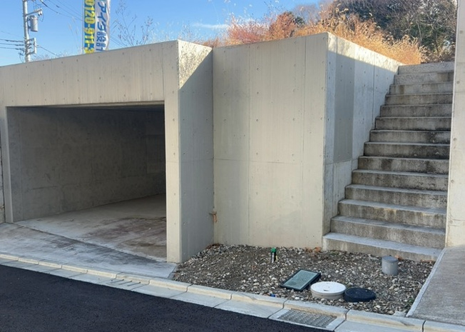 【外観】 | 物件の詳細については、現地を見てわかること以外に、役所や法務局などで調べないとわからないことがあります。そのため、現地に行く場合は、もしこの物件を買ったらどのような生活ができるかをイメージしましょう。