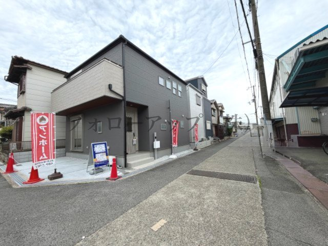 和泉市池上町4丁目の前面道路含む現地写真|前面道路含む現地写真です