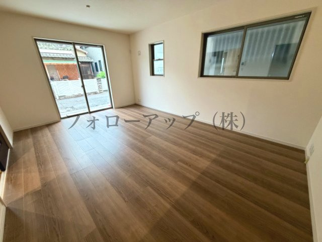 和泉市池上町4丁目の居間・リビング