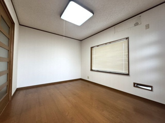 【洋室】 | 小山花ノ木町貸家