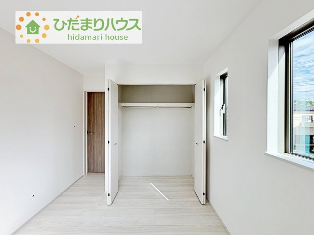 【収納】 | 土浦市烏山4丁目　新築戸建　E号棟 | ハンガーパイプ付でお洋服の出し入れもラクラクです！