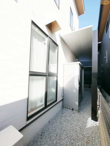 加古川市尾上町養田　中古戸建の設備|物置がございます。
