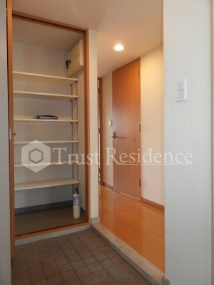 【玄関】 | レヴィーナ東京八重洲通り | 別部屋参考写真