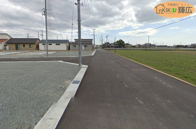 【前面道路含む現地写真】 | 加古郡稲美町野寺（全8区画）5号地　土地