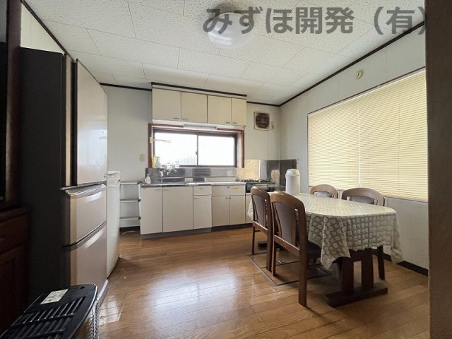 酒田市字荒町71のキッチン|DKは料理のし易い広さです。