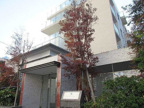 ロイヤルシーズン新宿柏木の外観|建物外観　別角度