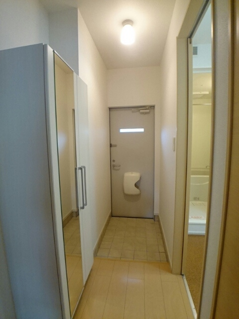 パークサイドエイシュウ　Ⅲの玄関|玄関