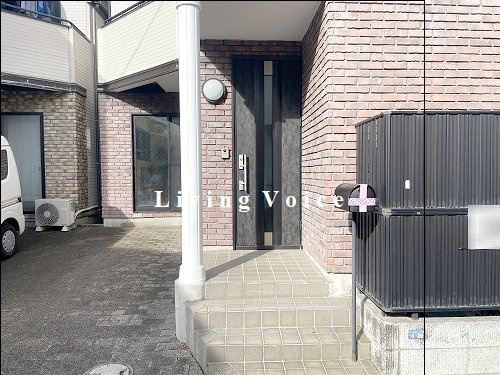 【玄関】 | 【仲介手数料０円】綾瀬市上土棚南2丁目　中古一戸建て | 綾瀬市上土棚南2丁目　中古一戸建て