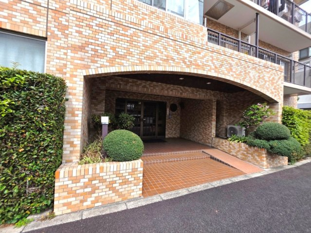 【エントランス】