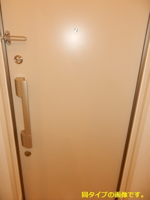 イル・ヴィラージュの玄関|明るい玄関です