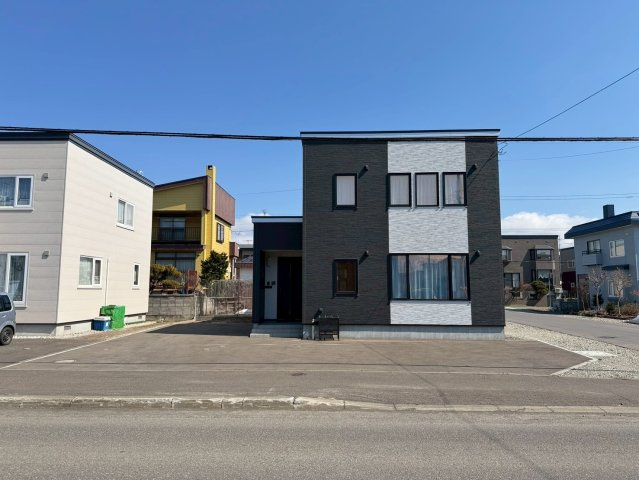 花川南9条3丁目戸建の外観|外観を正面から撮影
