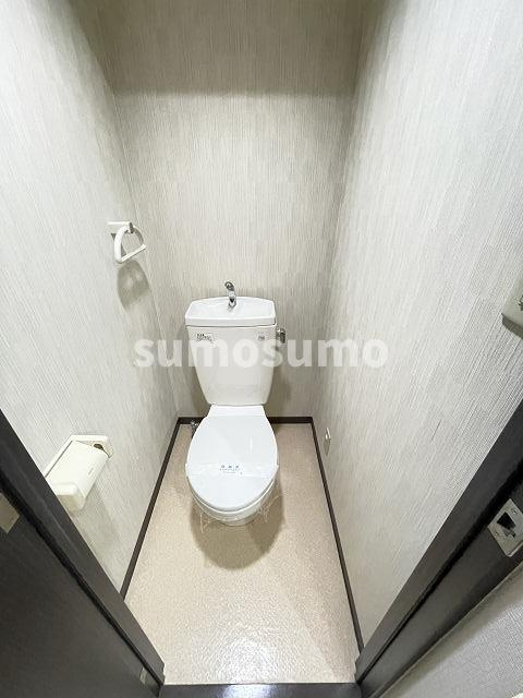 尼崎市南塚口町３丁目の賃貸マンションのトイレ