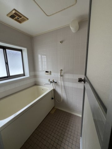 和歌山市加太・ｵｰﾅｰﾁｪﾝｼﾞ中古戸建・54633の浴室
