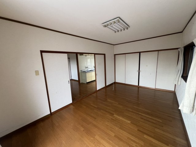 和歌山市加太・ｵｰﾅｰﾁｪﾝｼﾞ中古戸建・54633の居間・リビング