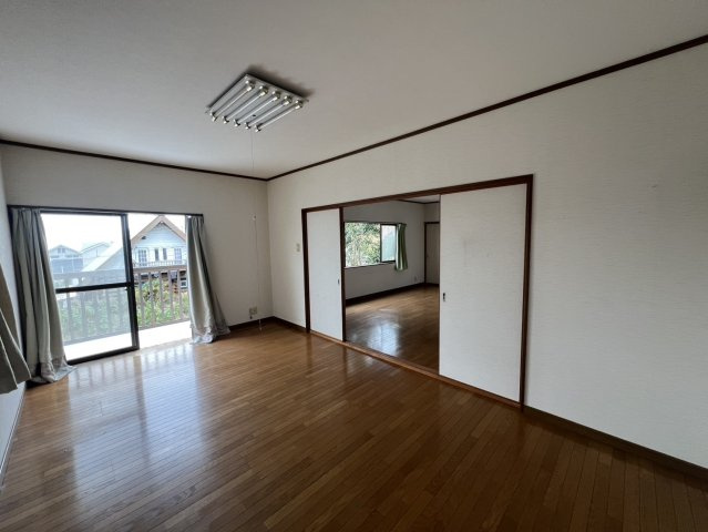 和歌山市加太・ｵｰﾅｰﾁｪﾝｼﾞ中古戸建・54633の居間・リビング