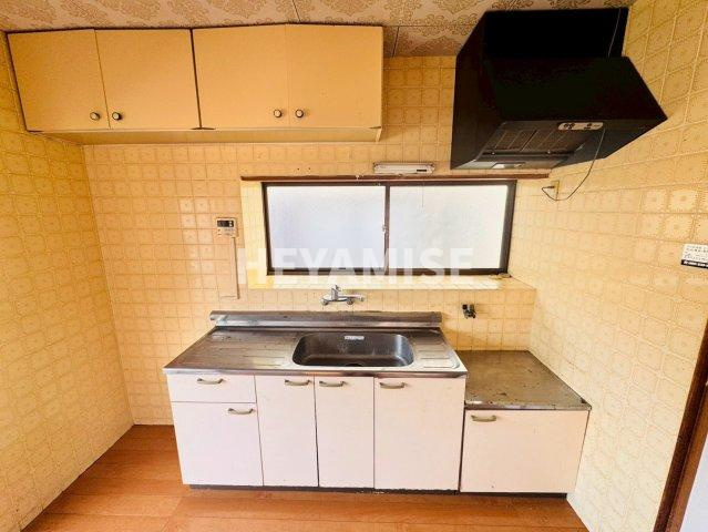 田中町戸建てのキッチン