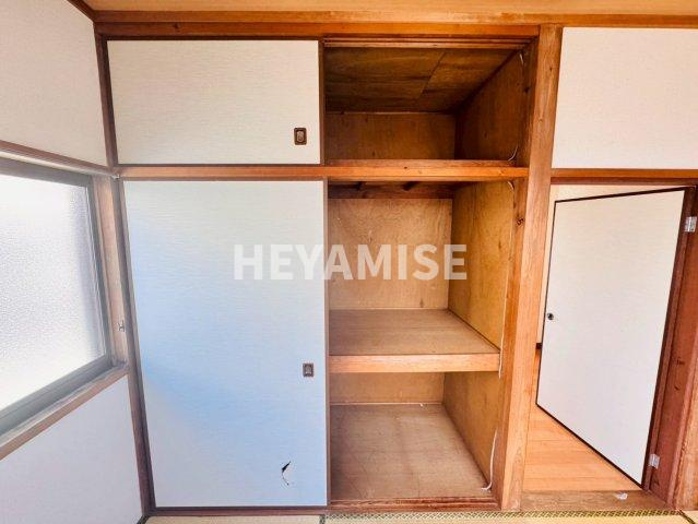 田中町戸建ての収納