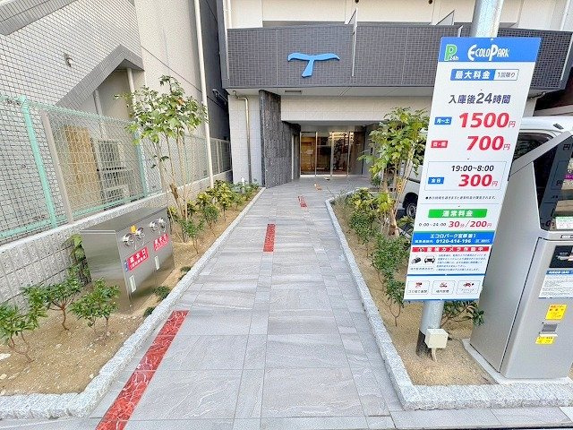 セレニテ新大阪ミラク弐番館のエントランス