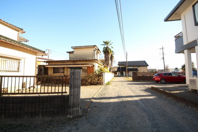 鹿沼市上材木町売地の前面道路含む現地写真