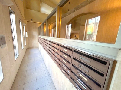 【エントランス】 | エンゼルブレッサ枚方香里園