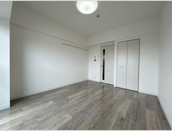 ル・ソレイユの居間・リビング