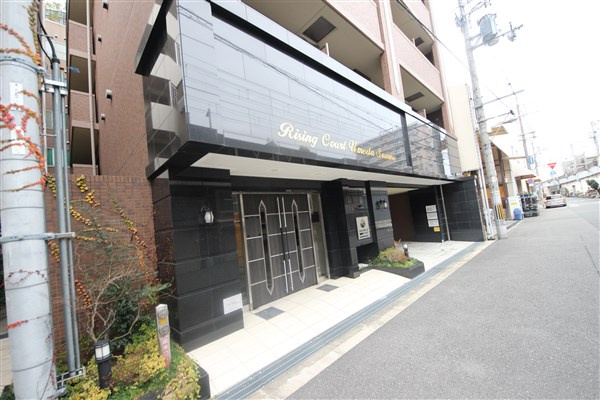 ライジングコート梅田サンライズのエントランス