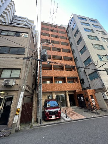 プレサンス梅田フロンティアの外観