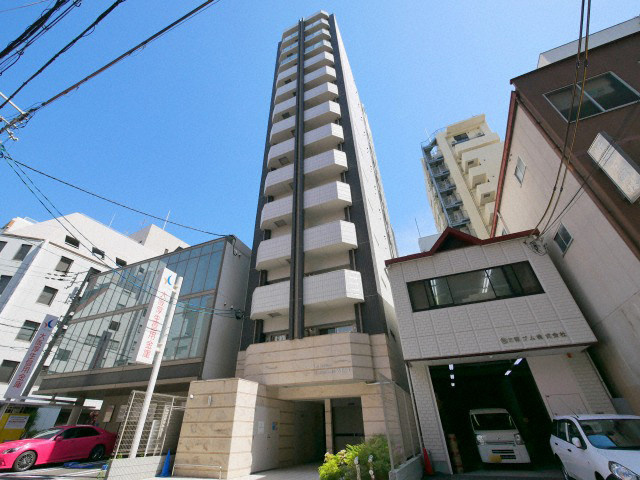 ラ・フォルム本町WESTの外観