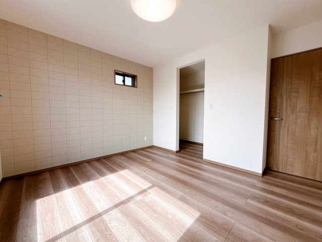 【寝室】